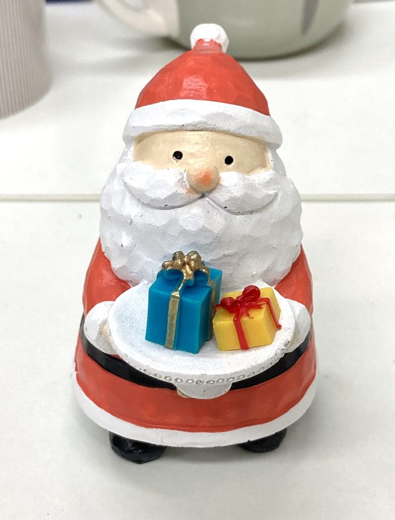 サンタさんの置物（実写）の写真